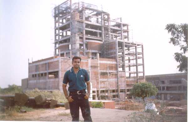 Jawed in front of Banas II plant during MTS at Palanpur